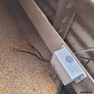 Spider is a cable-free way to remotely monitor grain bins