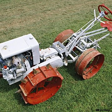 Centaur model A riding garden tractor