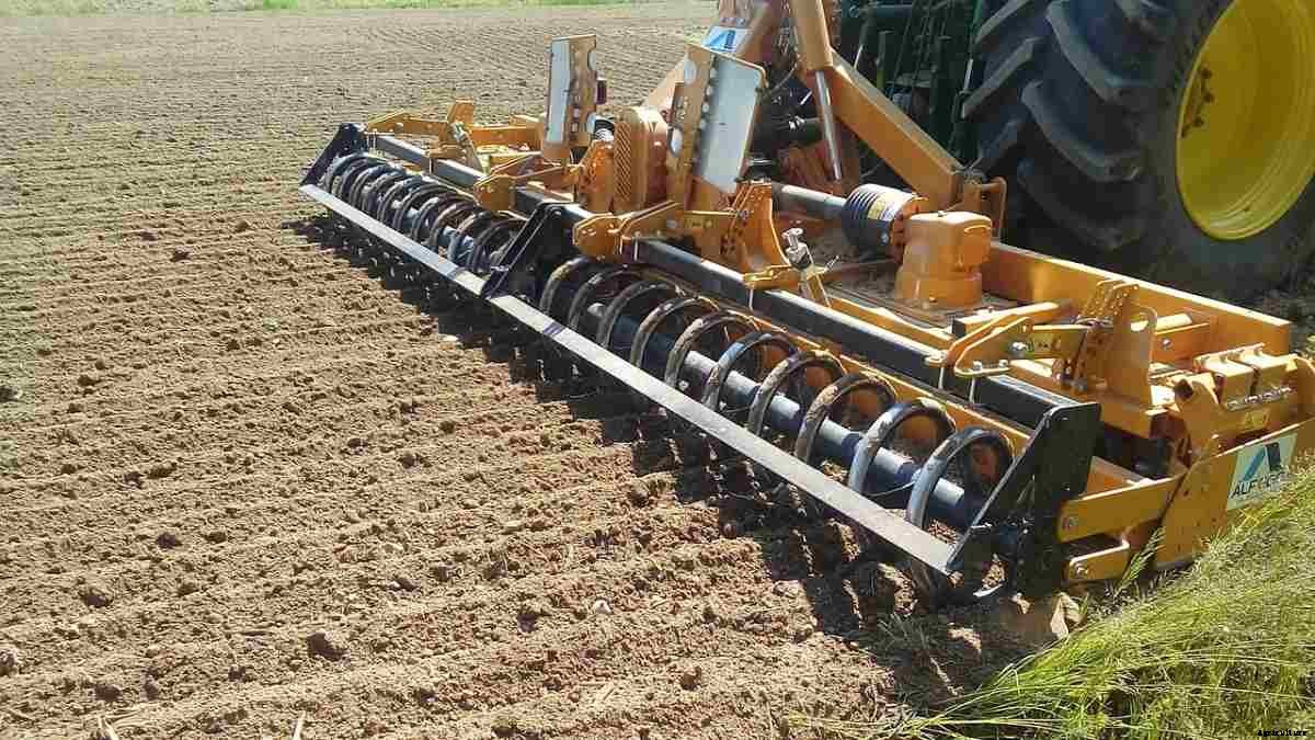 Soil Preparation In Agriculture, Methods, And Tips