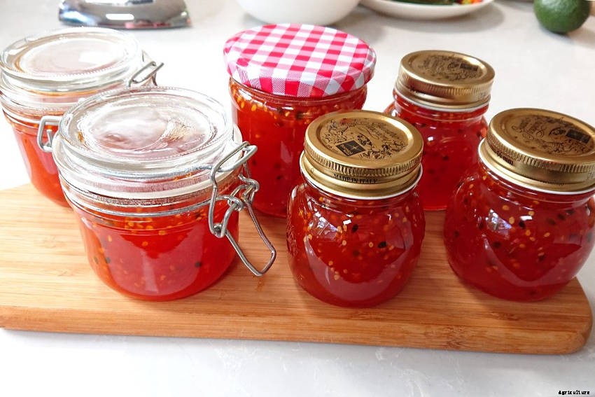 Lets make Passionfruit Tomato Jam!