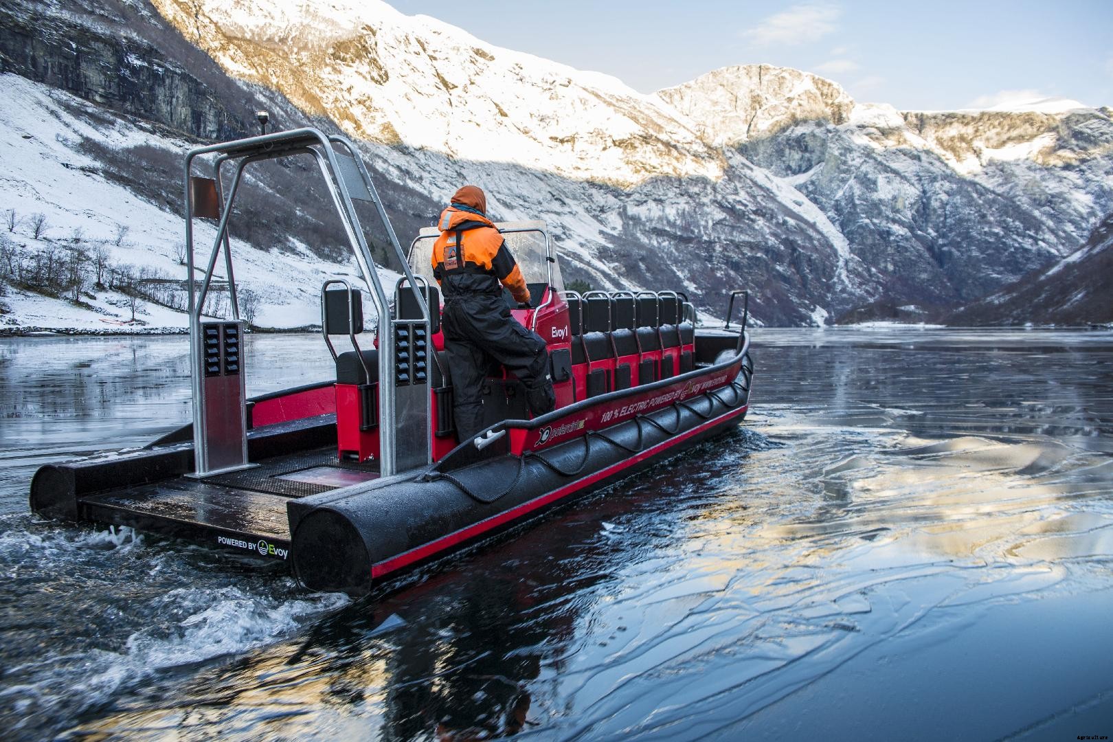 Evoy fish farming boat eliminates emissions with ABB drives