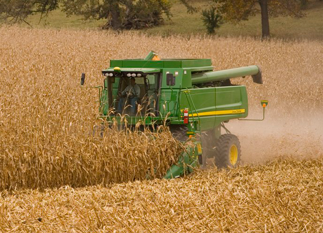 Corn Harvest: Harvesting Equipment, Tips & Tricks