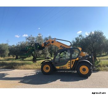 Sicma - Model Agrifarmer 28.7 - Harvester for olives, nuts, cherries, plums with trunk shaker (equipped with or without umbrella)