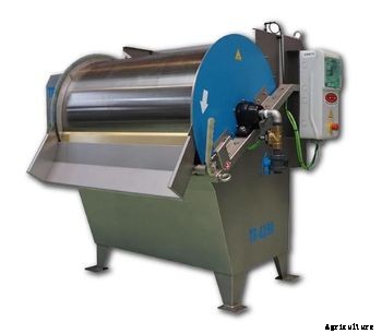 Defender - Model TR - Rotatory Screens