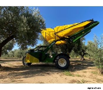 Sicma - Model F3 - Harvester for olives, nuts (e.g. walnuts, almonds, pistachio etc.), cherries, plums with trunk shaker (equipped with or without umbrella)