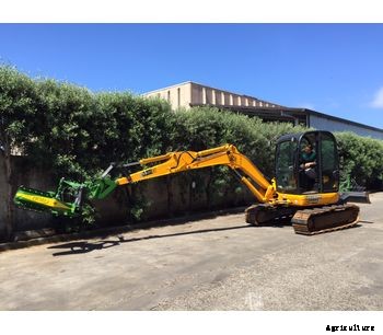 Sicma - Model Harvesting kit for miniexcavator - Harvester for olives, nuts, cherries, plums with trunk shaker (equipped with or without umbrella)