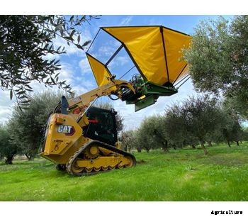 Sicma - Model Skid Steer Loader kit - Harvester for olives, nuts, cherries, plums with trunk shaker (equipped with or without umbrella)