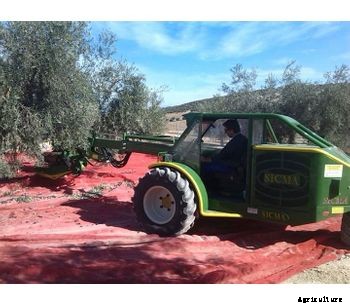 Sicma - Model Speedy - Harvester for Olives, nuts, cherries, plums with trunk shaker (equipped with or without umbrella)