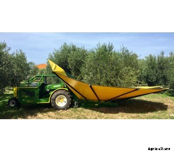 Sicma - Model Speedy - Harvester for Olives, nuts, cherries, plums with trunk shaker (equipped with or without umbrella)