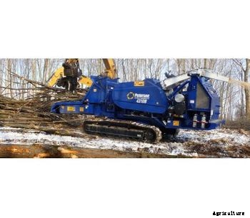 Highwalker - Model 4310B - Track Mounted Drum Chipper