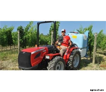 Valpadana - Model VP4600 VRM - Equal-Wheel Tractors
