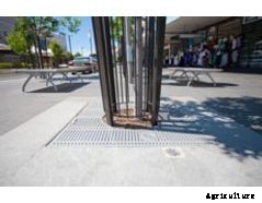 Integrated Tree Grilles