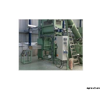 Challenger - Chopped Straw and Hay Balers