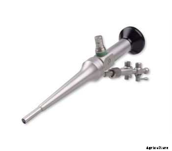 Veterinary Otoscope with Integrated Working Channel