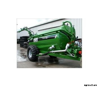 Model XCEL  - Rear Discharge Manure Spreaders