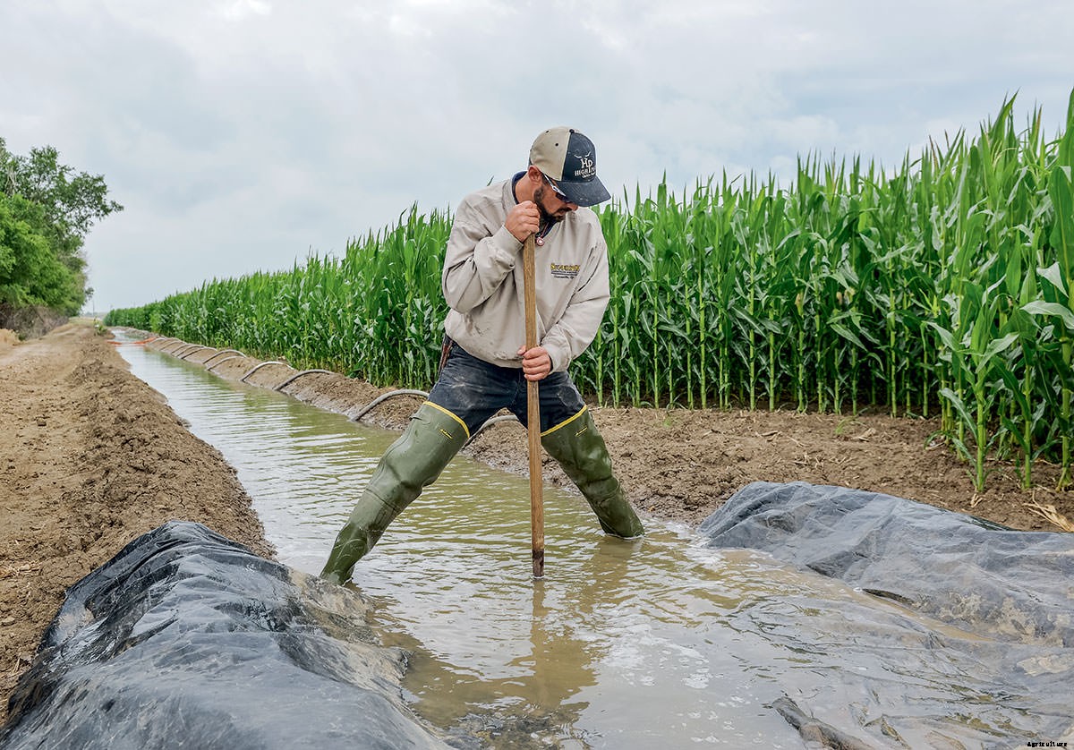 Photo Essay: The Ghost Farms of Colorado