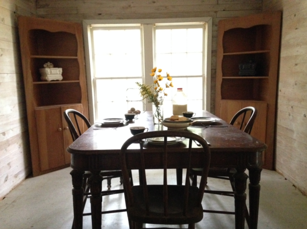 Wait, Who’s Selling This Tennessee Farmhouse? A Horse, of Course!