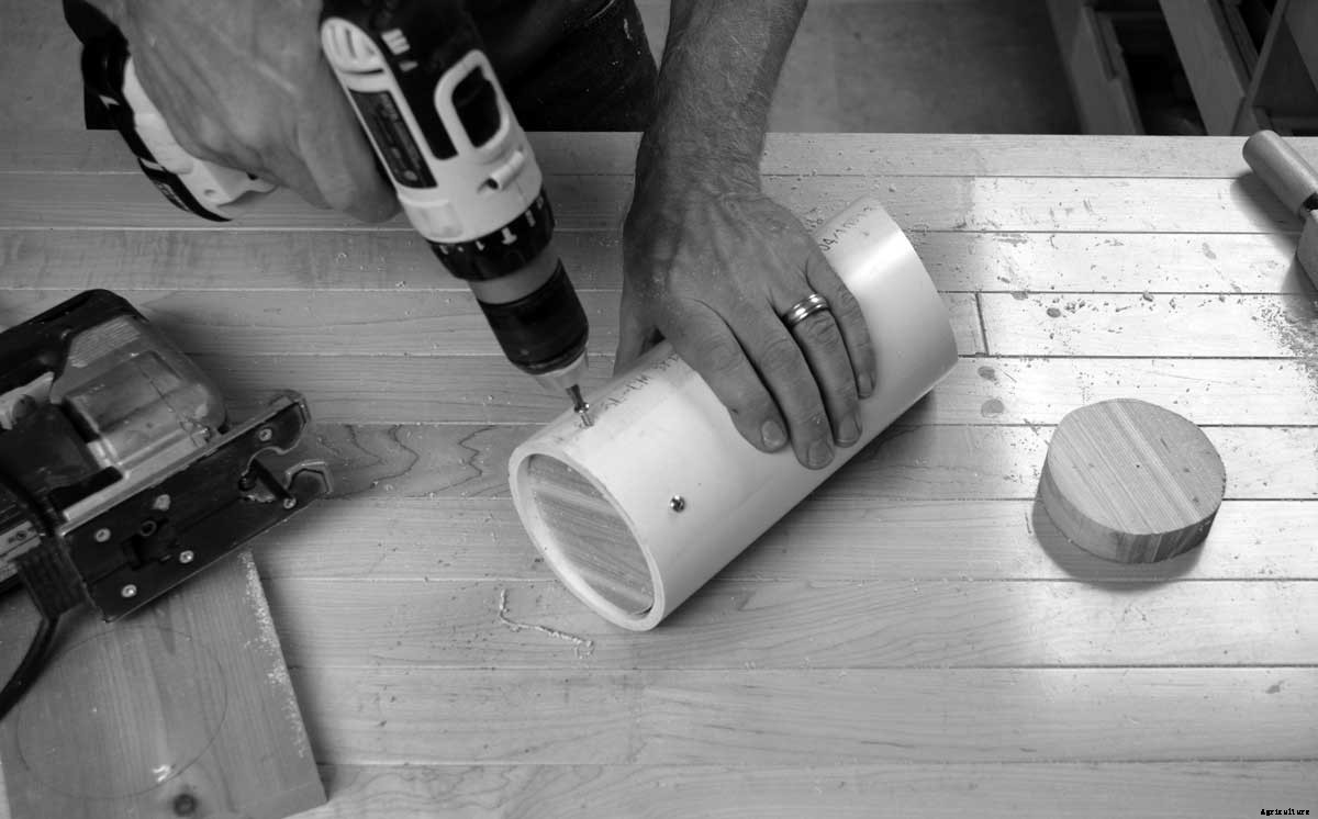 How To: Build a Birdhouse