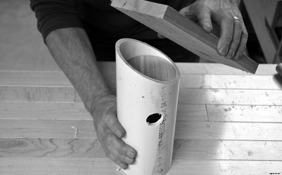 How To: Build a Birdhouse