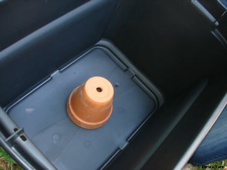 How To Build a Worm Farm