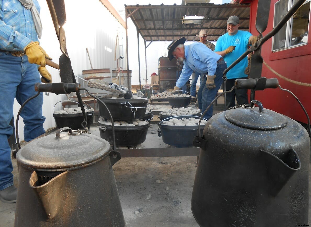 Bonnets, Drones and Tri-Tip: 6 Scenes from the World Ag Expo