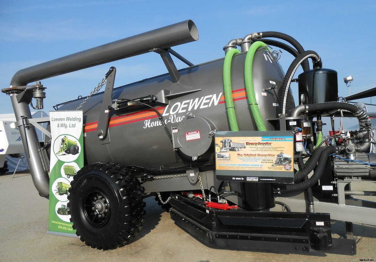 Bonnets, Drones and Tri-Tip: 6 Scenes from the World Ag Expo