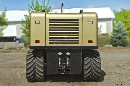 This Tractor Drives Itself