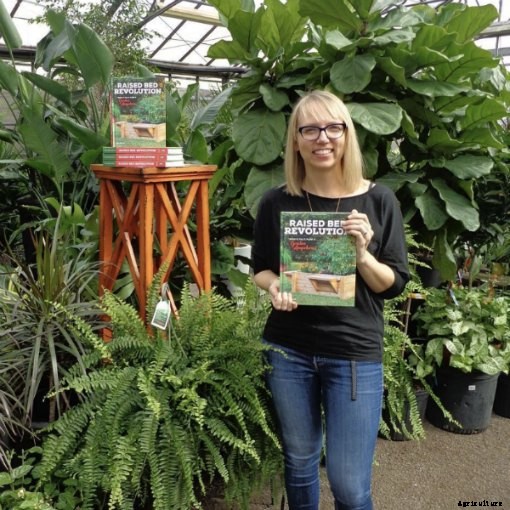 7 of the Best Vegetable Gardening Books