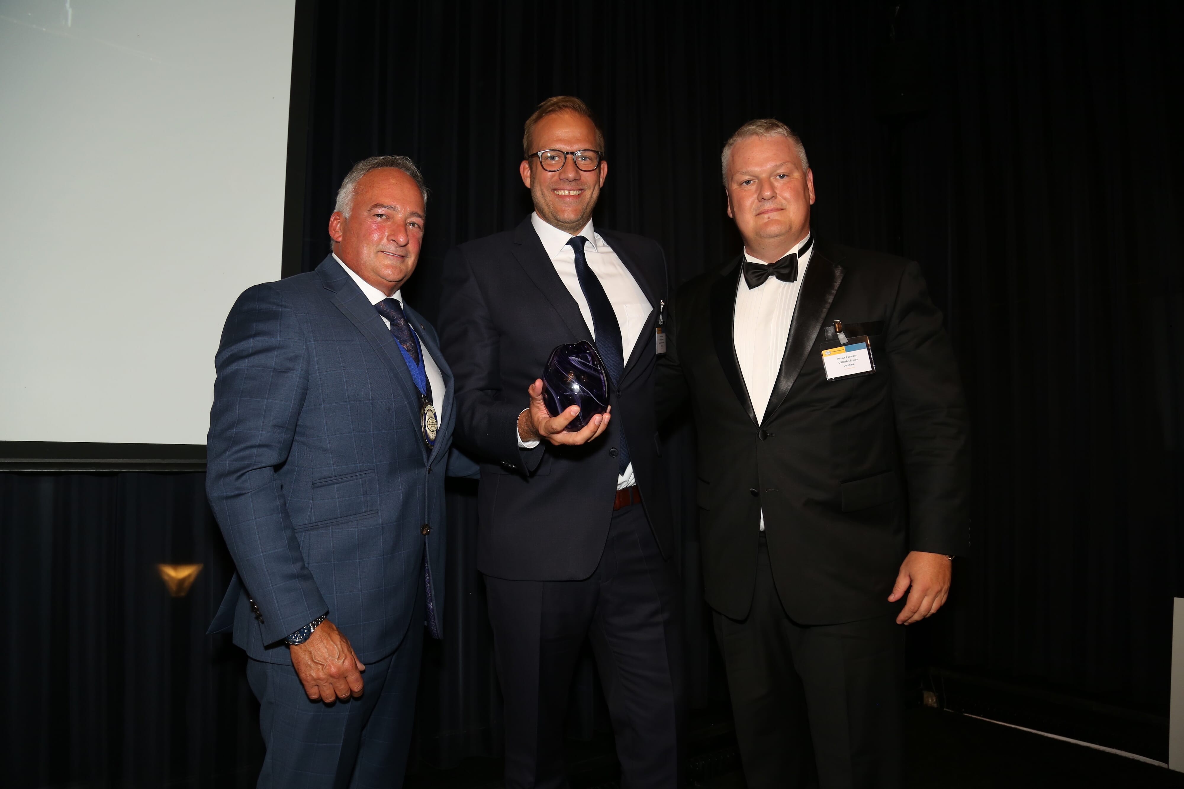 Global egg industry celebrates success