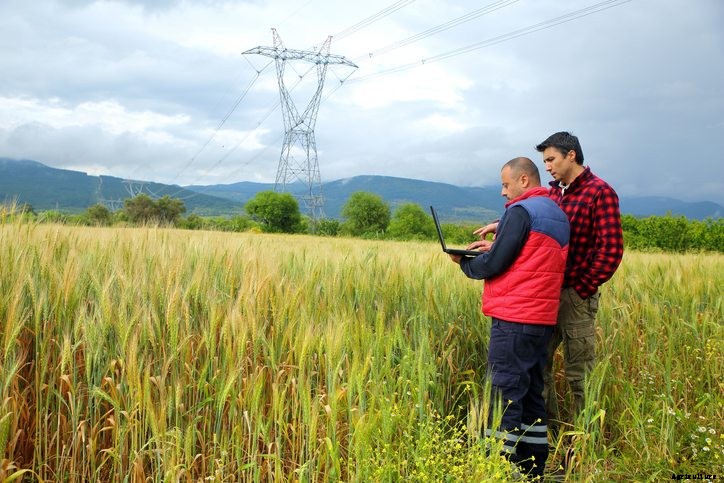 Is NAFTA Coming to an END? (And How to Interpret NAFTA Pros and Cons)