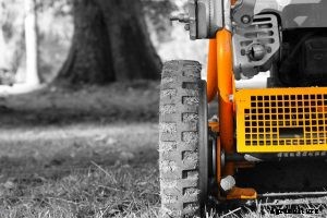 Husqvarna lc121p Lawnmowers: An In-Depth Review of Pros and Cons