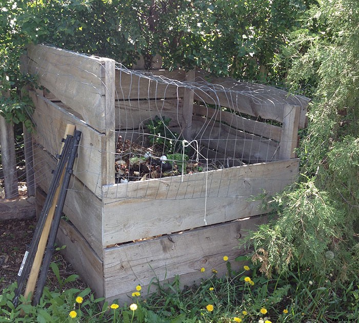 Build Raised Garden Beds Out of Almost Anything