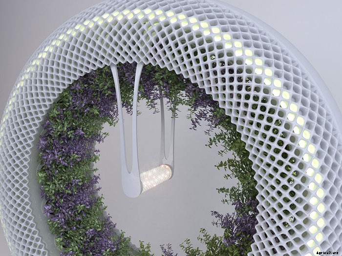 The Green Wheel: Hydroponic Garden that Saves Light & Space