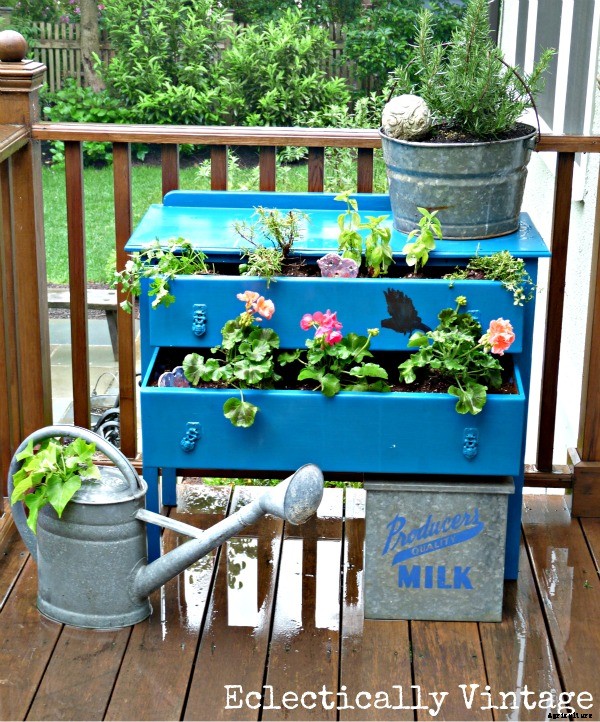 25 Wonderfully Creative Flower Pots & Planters!