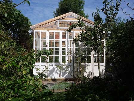 95 DIY Greenhouse Plans: Learn How To Build A Greenhouse