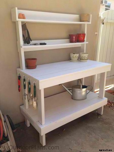 65 DIY Potting Bench Plans (Completely Free)