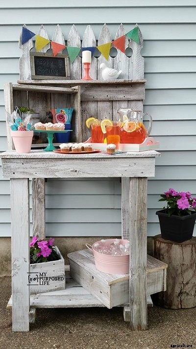 65 DIY Potting Bench Plans (Completely Free)