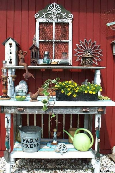 65 DIY Potting Bench Plans (Completely Free)