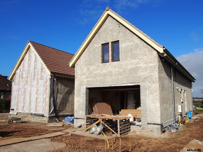 30+ Creative and Doable Alternative Housing Ideas