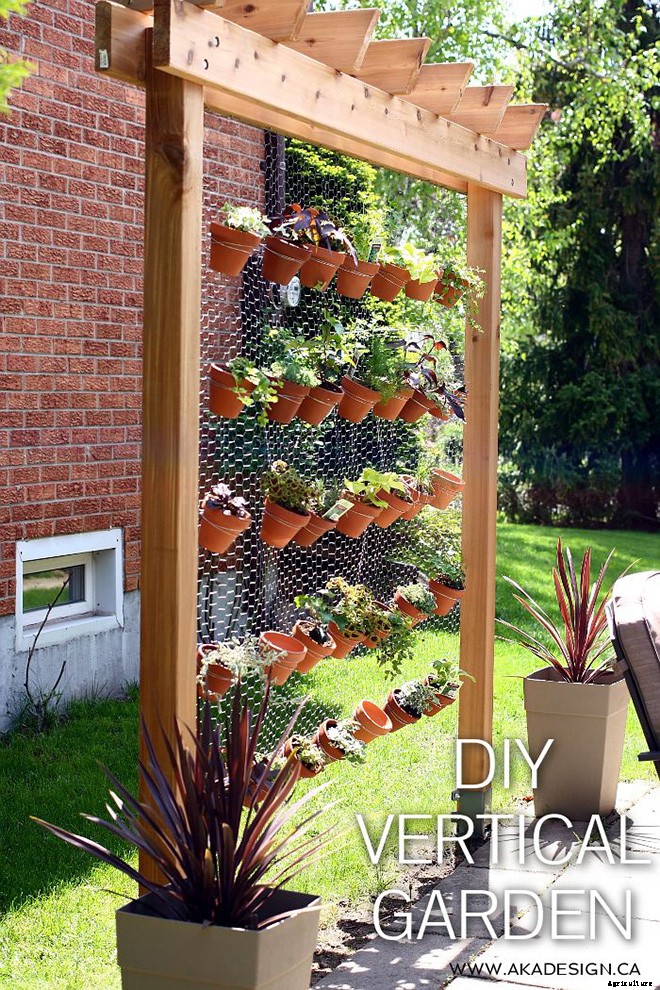 8 Awesome Vertical Gardening Ideas For Your Garden