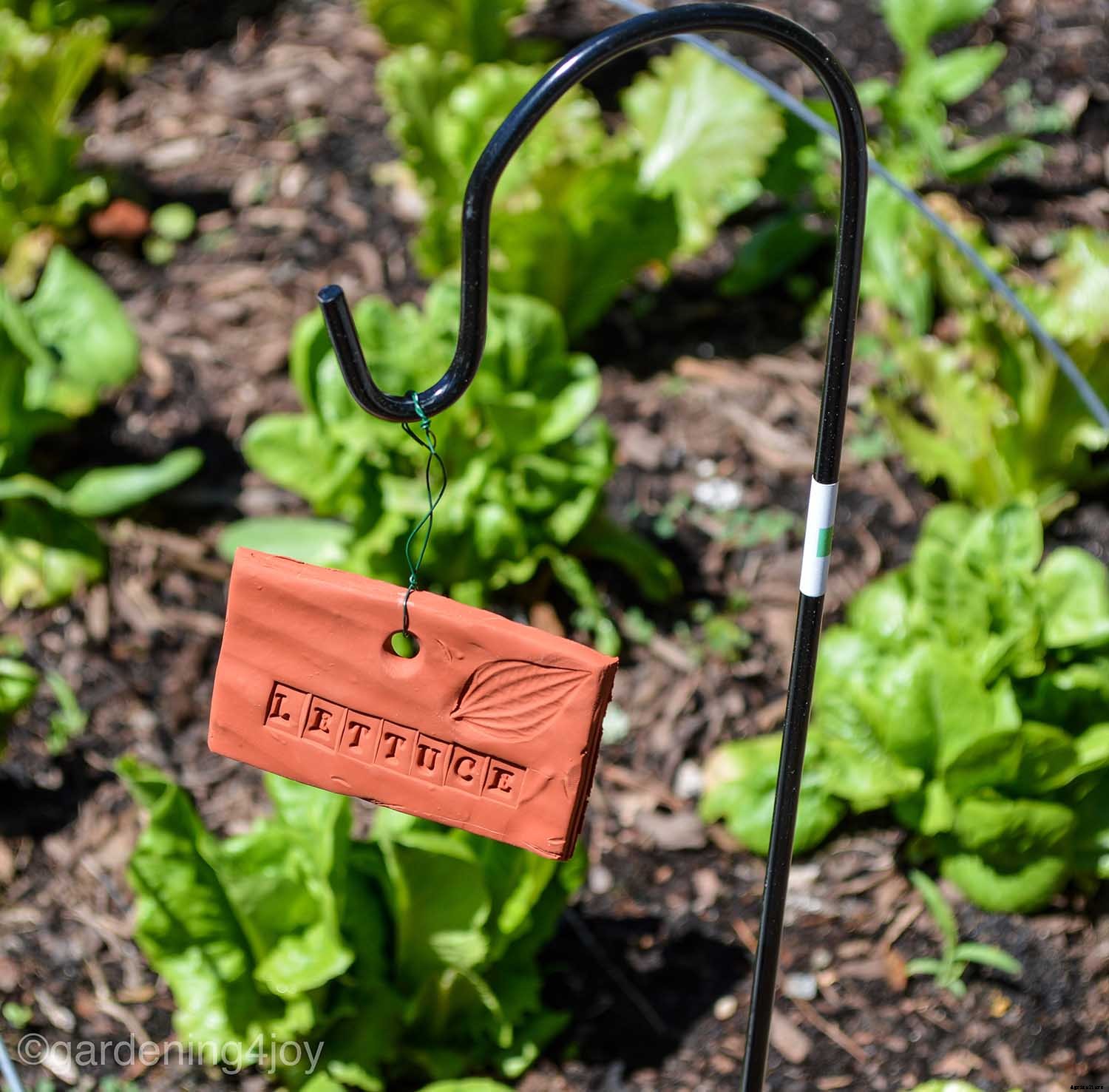 DIY Terra Cotta Garden Plant Labels