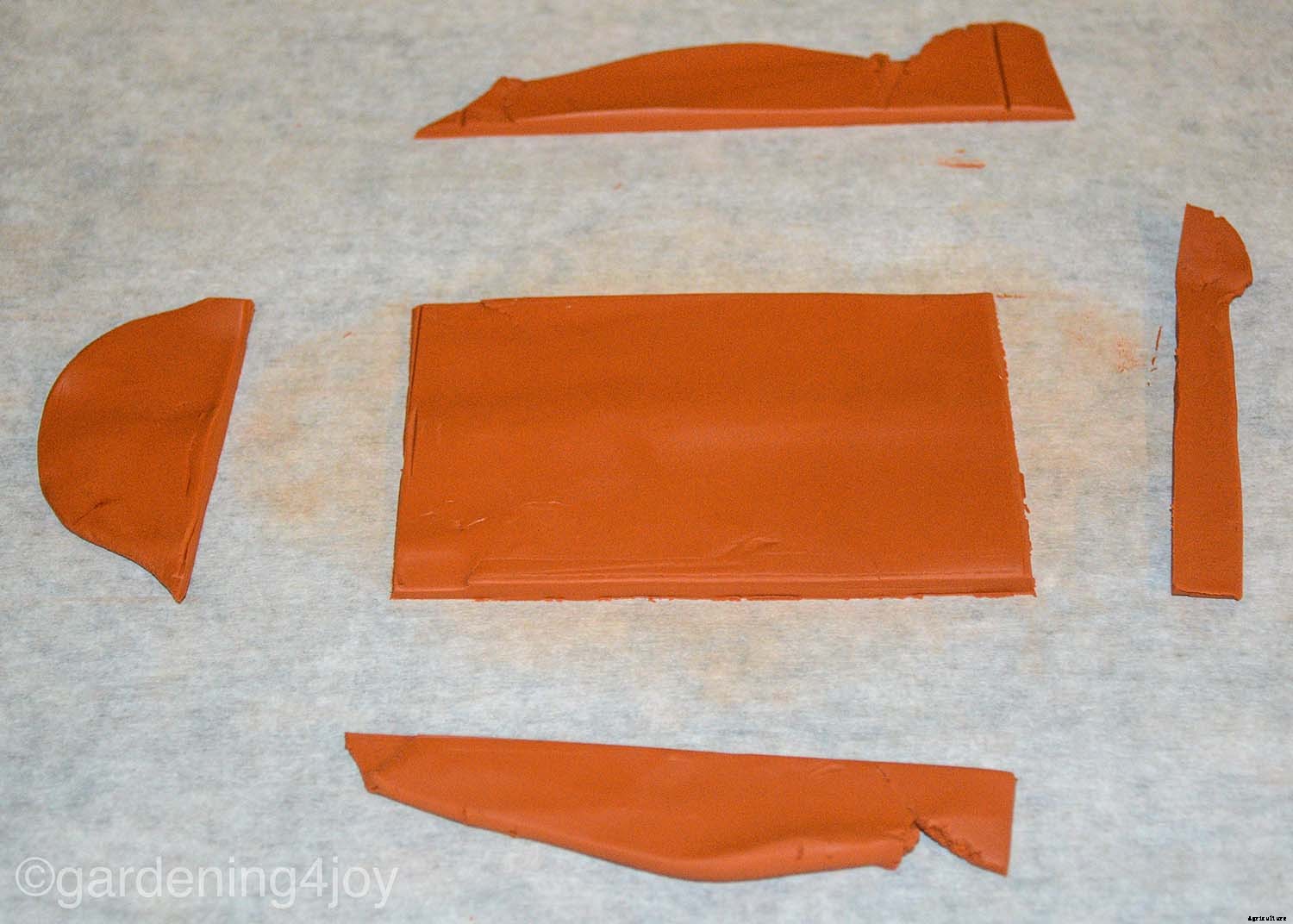 DIY Terra Cotta Garden Plant Labels