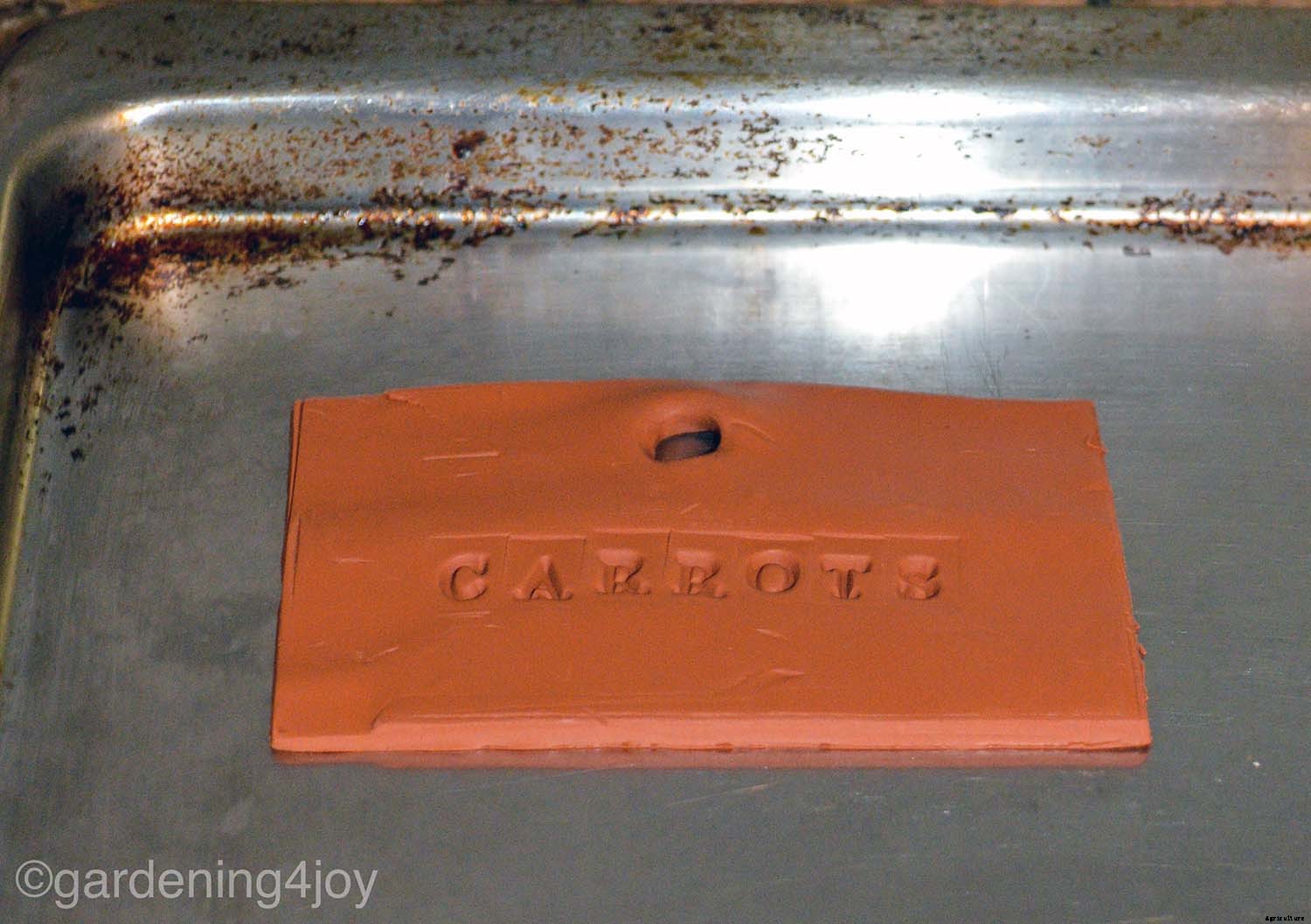 DIY Terra Cotta Garden Plant Labels