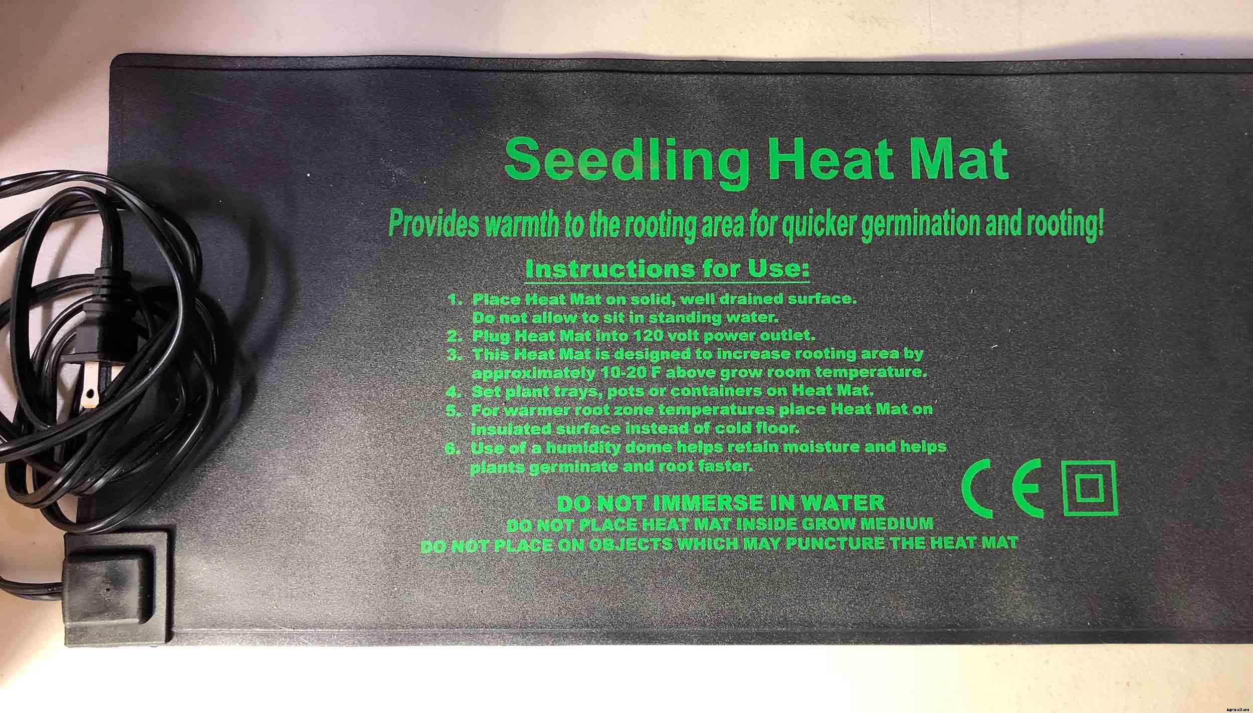 Four essential tools for starting seedlings