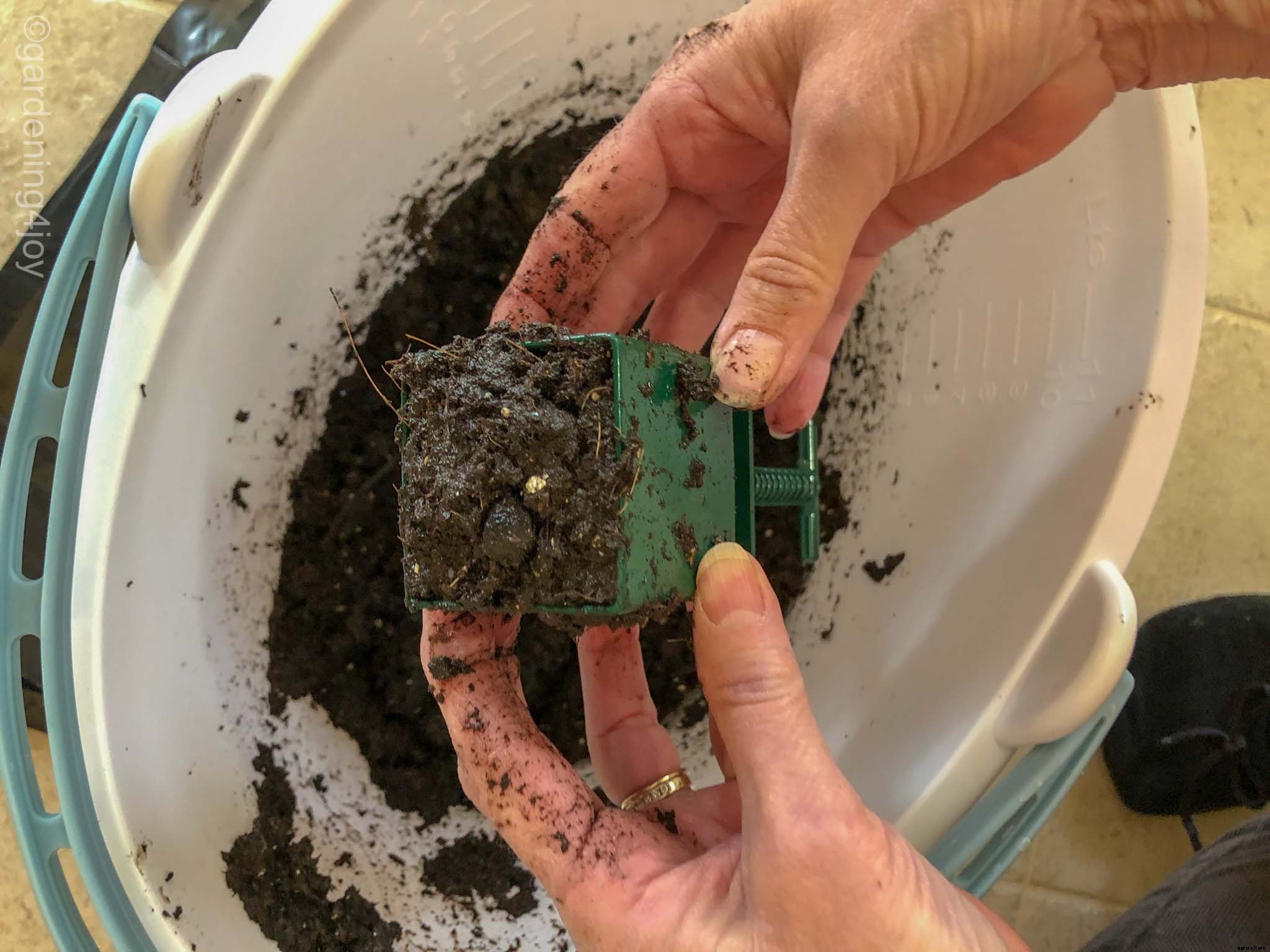 Soil Blocks: A simple approach to starting seeds indoors