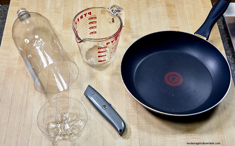 How to make a soda bottle cloche