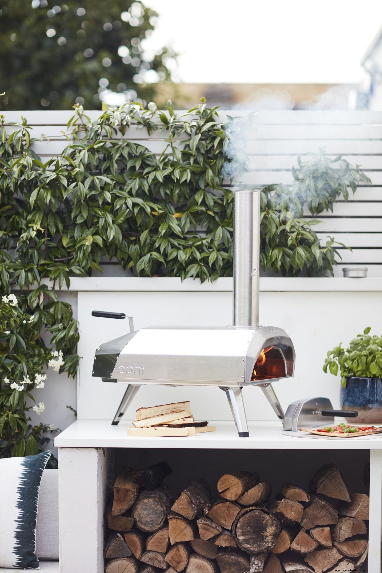 How to design an outdoor kitchen: layout options, material choices and must-have features