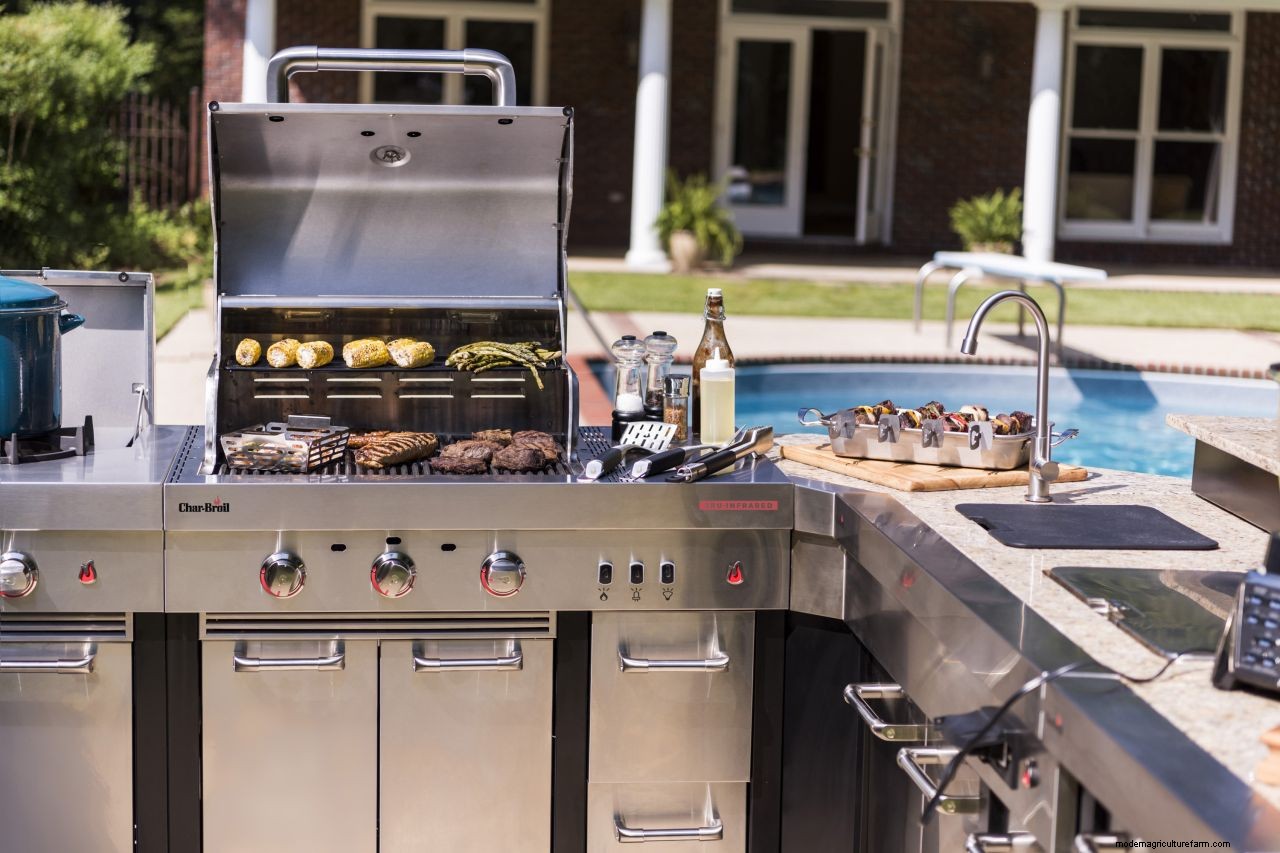 How to design an outdoor kitchen: layout options, material choices and must-have features