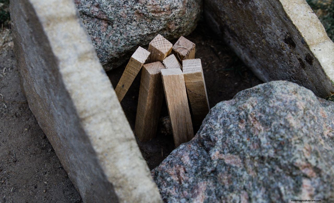 How to build a fire pit: keep warm on chilly nights with our guide