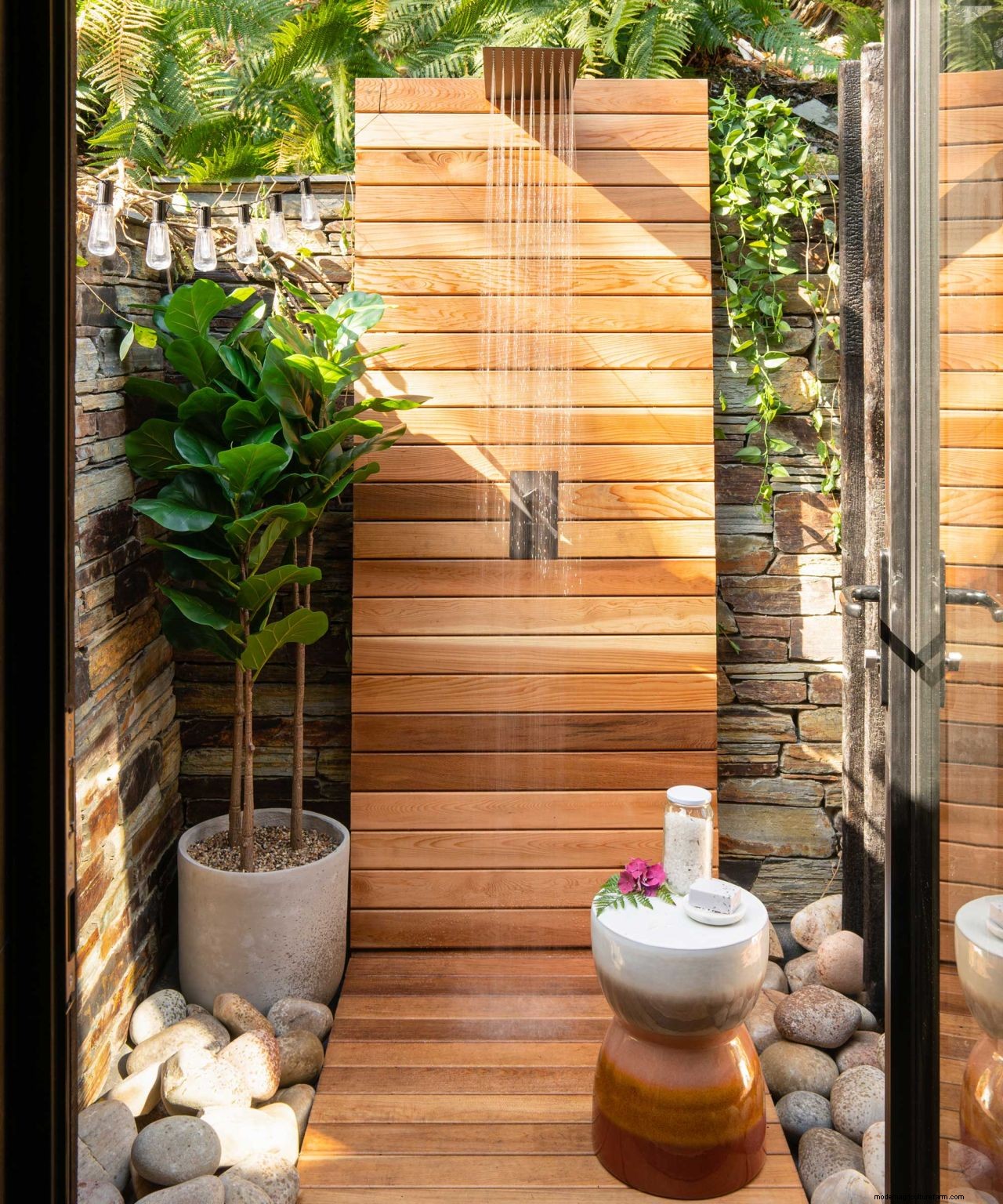 Outdoor bathroom mistakes: 5 problems to avoid when designing your own
